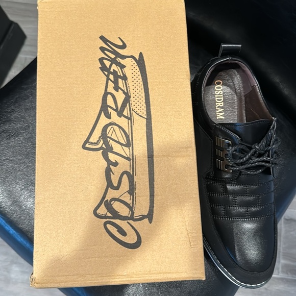 NWT—Cosidram Men’s Shoe—Size 10 - Picture 2 of 5
